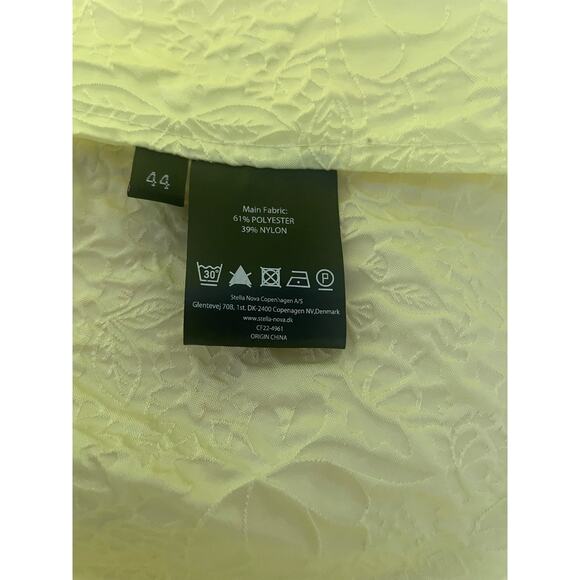 Stella Nova Hiba Lime Yellow Mini Dress, 3/4 bell sleeves, A04, size 44, $52 - Picture 5 of 5